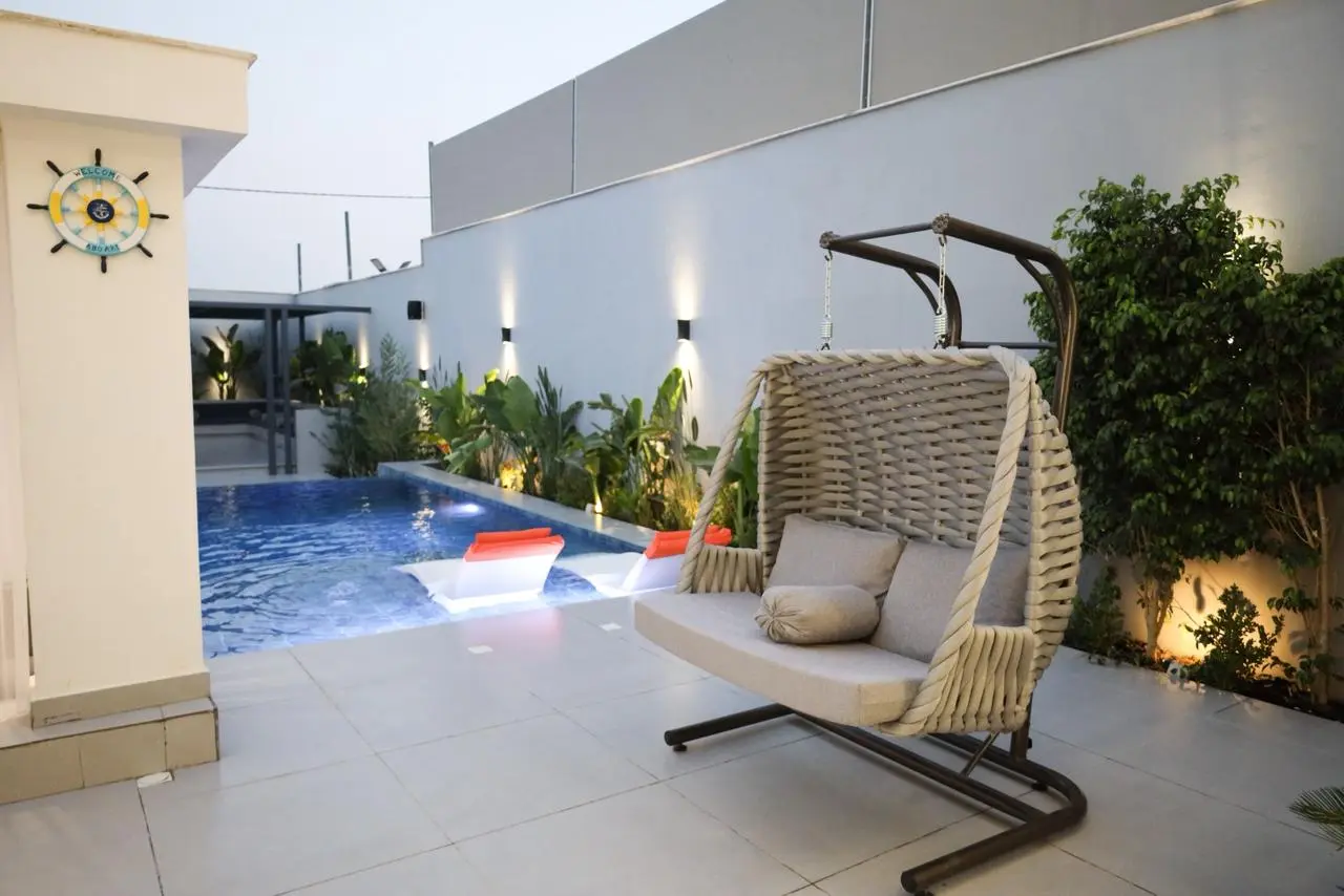 Outdoor 2